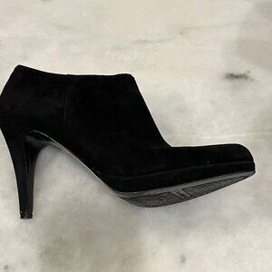 Suede bandalino High heel booties
